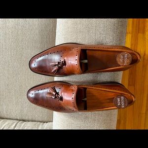 Men dress shoes
